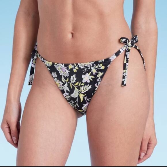 Shade & Shore Women's Crepe Low-Rise Side-Tie Bikini Bottom - Picture 1 of 1